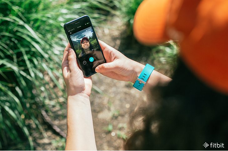 必威官网Fitbit App Selfies